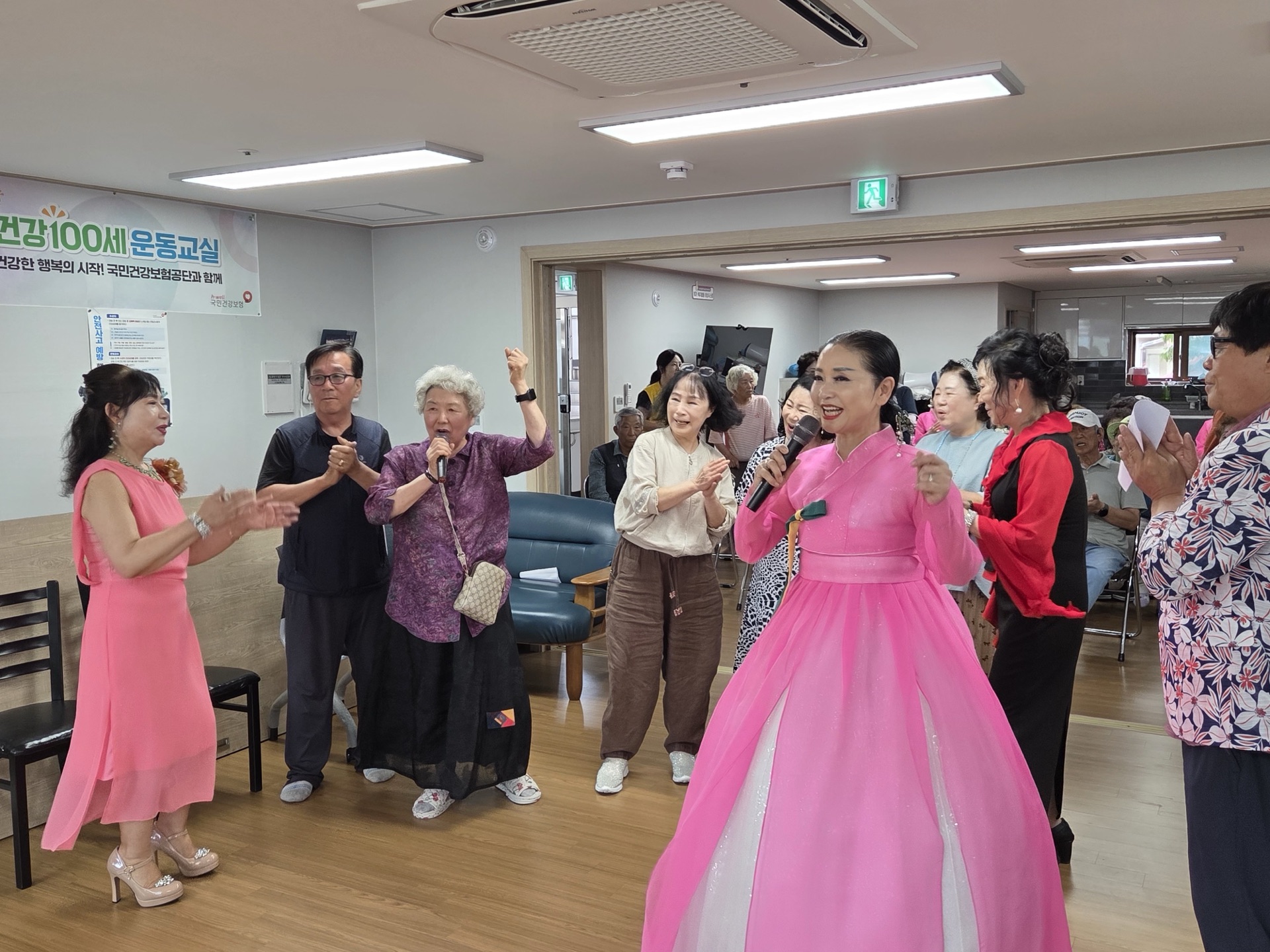 더행복나무의 이웃 나눔 활동 현장